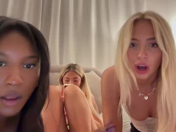 St stream with friends goal jiggle boobs mins tokens le